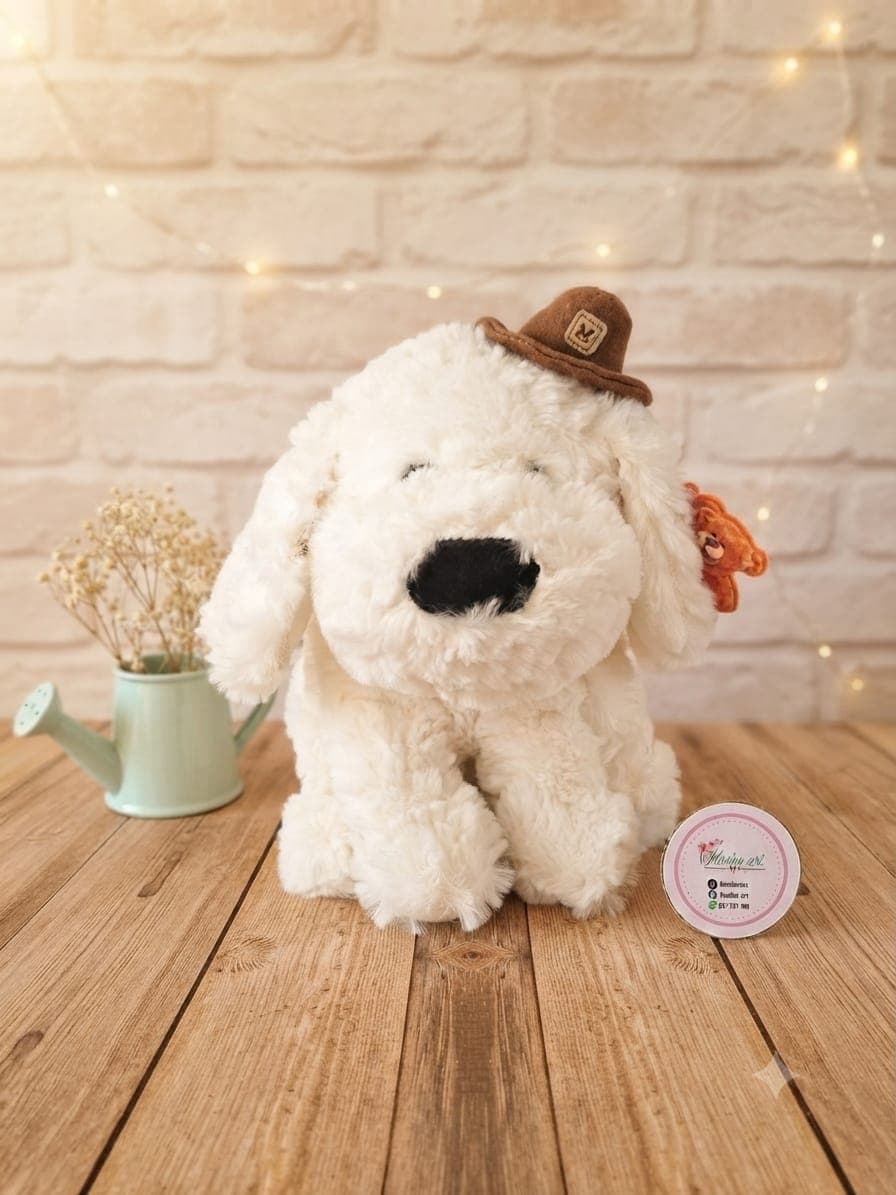 Perro Blanco Con Sombrero