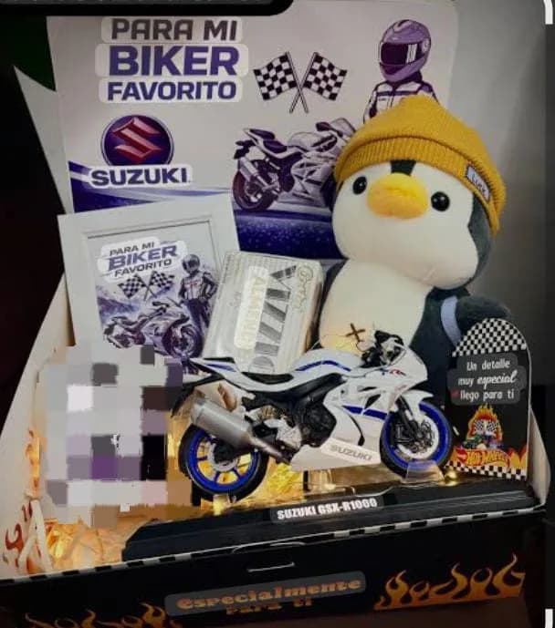 Caja Pingüino Con Moto